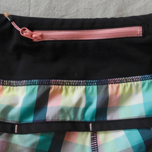 Lululemon Women 4 Speed Short Wee Wheezy Check - Picture 10 of 12